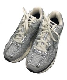 NIKE（ナイキ）の古着「Zoom Vomero 5 "Chrome"」｜グレー