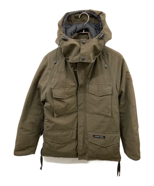 CANADA GOOSE（カナダグース）CANADA GOOSE (カナダグース) KAMLOOPS ダウンジャケット カーキ サイズ:Mの古着・服飾アイテム