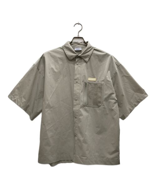 KEBOZ（ケボズ）KEBOZ (ケボズ) MESH POCKET SHIRT/メッシュポケットシャツ ベージュ サイズ:LARGEの古着・服飾アイテム