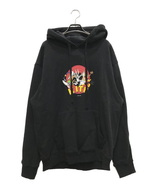 KITH（キス）KITH (キス) LOONEY TUNES (ルーニーチューンズ) コラボプルオーバーパーカー ブラック サイズ:XLの古着・服飾アイテム