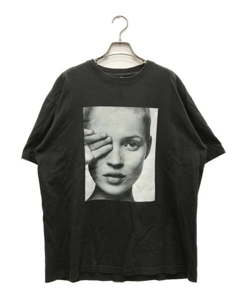 BIOTOP（ビオトープ）BIOTOP (ビオトープ) Kate Moss by David Sims Tee/ケイトモスバイデイビットシムズ ティー グレー サイズ:XLの古着・服飾アイテム