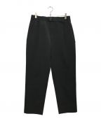 GOLDWINゴールドウイン）の古着「One Tuck Tapered Stretch Pants/ワンタックテーパードストレッチパンツ」｜ブラック