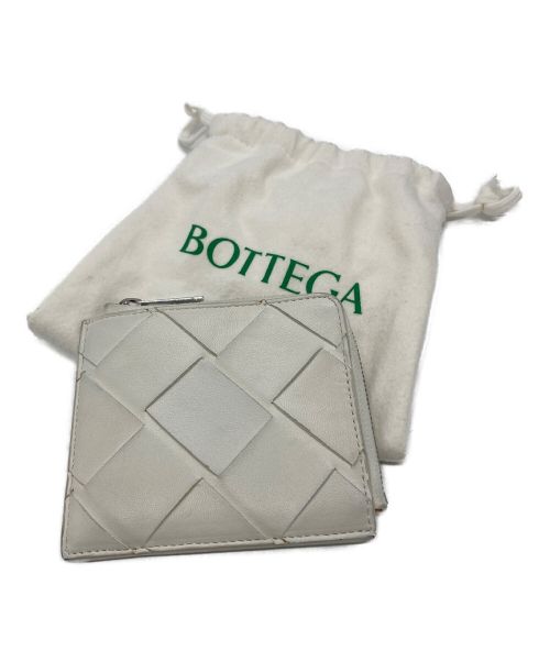 BOTTEGA VENETA（ボッテガベネタ）BOTTEGA VENETA (ボッテガベネタ) カードケース ホワイトの古着・服飾アイテム