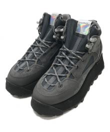 Acne studios（アクネ ストゥディオス）の古着「Trekking Boots Slate」｜ブラック