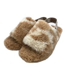 UGG（アグ）の古着「FLUFF YEAH SLIDE COW PRINT　1125592」｜ブラウン