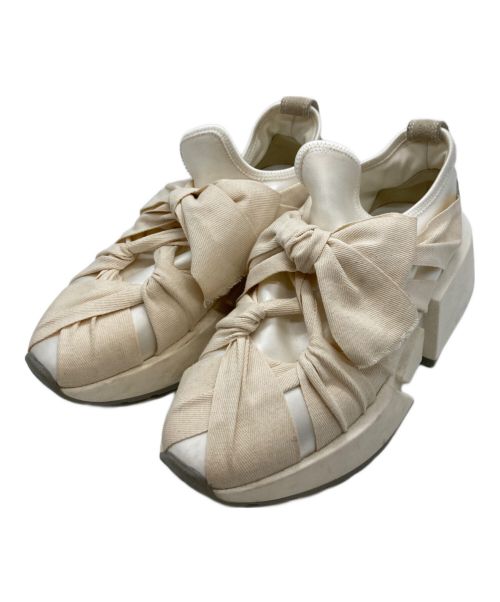 MM6 Maison Margiela（エムエムシックス メゾンマルジェラ）MM6 Maison Margiela (エムエムシックス メゾンマルジェラ) リボンスニーカー ベージュ サイズ:38の古着・服飾アイテム