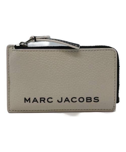 MARC JACOBS（マークジェイコブス）MARC JACOBS (マークジェイコブス) パス・カードケース ホワイト×ブラックの古着・服飾アイテム