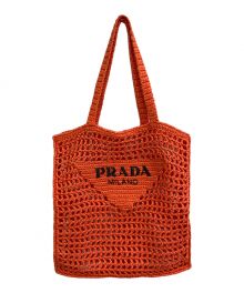 PRADA（プラダ）の古着「ラフィアロゴトートバッグ」｜オレンジ