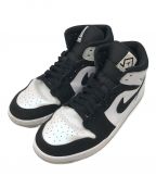 NIKEナイキ）の古着「AIR JORDAN 1 MID SE」｜ホワイト×ブラック