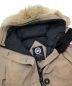 中古・古着 CANADA GOOSE (カナダグース) ダウンコート ベージュ サイズ:S：30000円