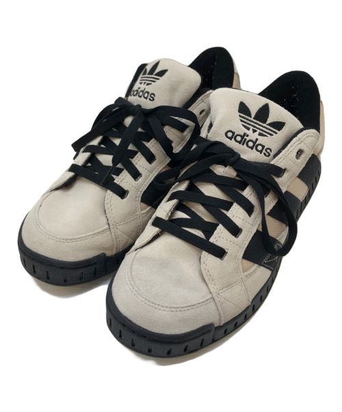 adidas（アディダス）adidas (アディダス) スニーカー ベージュ サイズ:US10.5/UK10/EUR44 2/3/cm27.5の古着・服飾アイテム