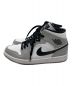 NIKE (ナイキ) AIR JORDAN 1 MID グレー×ホワイト サイズ:26㎝：16000円