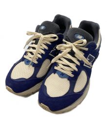 NEW BALANCE（ニューバランス）の古着「2002R」｜ベージュ×ネイビー