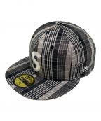 SUPREME×New Eraシュプリーム×ニューエラ）の古着「Metallic Plaid S Logo New Era」｜グレー