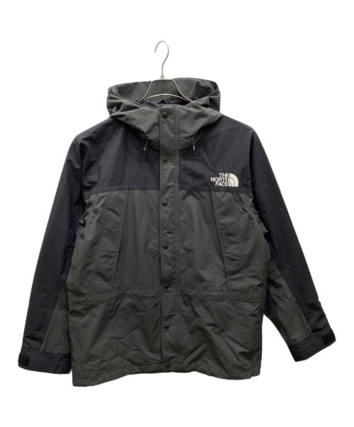 THE NORTH FACE（ザ ノース フェイス）THE NORTH FACE (ザ ノース フェイス) MOUNTAIN LIGHT JACKET アスファルトグレー サイズ:XLの古着・服飾アイテム