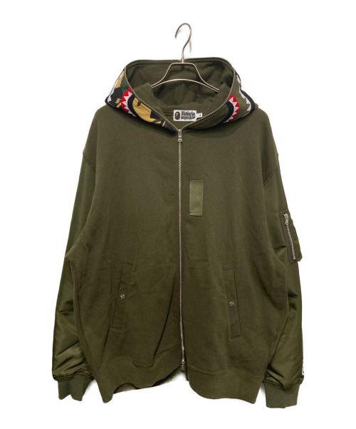 A BATHING APE（アベイシングエイプ）A BATHING APE (アベイシングエイプ) ナイロン切替シャークジップアップパーカー カーキ サイズ:XLの古着・服飾アイテム