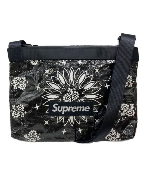 SUPREME（シュプリーム）SUPREME (シュプリーム) Bandana Tarp Side Bag ブラックの古着・服飾アイテム