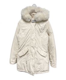 WOOLRICH（ウールリッチ）の古着「ファー付ダウンコート」｜アイボリー