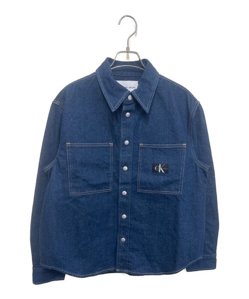 Calvin Klein（カルバンクライン）Calvin Klein (カルバンクライン) Relaxed Fit Denim Shirt インディゴ サイズ:S 未使用品の古着・服飾アイテム