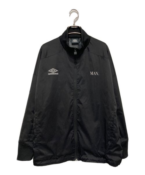 UMBRO（アンブロ）UMBRO (アンブロ) ELIMINATOR (エリミネイター) David Carson (デイビットカーソン) MANCHESTER INDUSTRIAL CITY JACKET ブラック サイズ:Lの古着・服飾アイテム