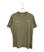 ARC'TERYXアークテリクス）の古着「Captive Split SS T-Shirt」｜カーキ