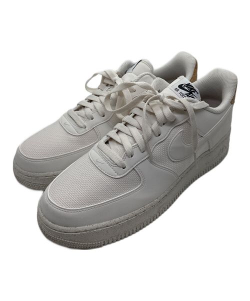 NIKE（ナイキ）NIKE (ナイキ) Air Force 1 Low '07 LV8 エアフォース1ロー ホワイト サイズ:28.5cmの古着・服飾アイテム