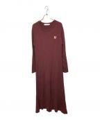 maison kitsuneメゾンキツネ）の古着「FOX HEAD PATCH LONG FLARED DRESS」｜ボルドー