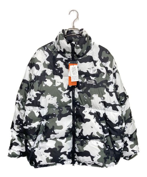 TIGHTBOOTH PRODUCTION（タイトブースプロダクション）TIGHTBOOTH PRODUCTION (タイトブースプロダクション) URBAN CAMO DOWN JKT ホワイト×カーキ サイズ:Lの古着・服飾アイテム