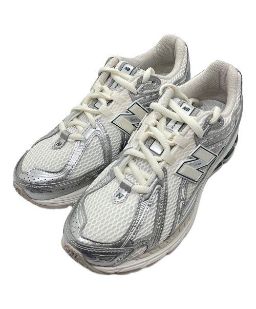 NEW BALANCE（ニューバランス）NEW BALANCE (ニューバランス) ローカットスニーカー / M1906REE シルバー×ホワイト サイズ:26.5㎝の古着・服飾アイテム