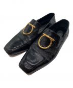 Salvatore Ferragamoサルヴァトーレ フェラガモ）の古着「LANAローファー」｜ブラック