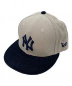 New Eraニューエラ）の古着「59FIFTY MLB Corduroy」｜アイボリー×ネイビー