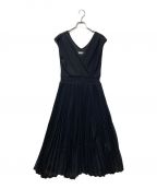 HER LIP TOハーリップトゥ）の古着「Twinkle Pleated Knit Dress」｜ブラック