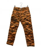 AVIREXアヴィレックス）の古着「CAMOUFLAGE AERO PANTS」｜オレンジ×ブラウン