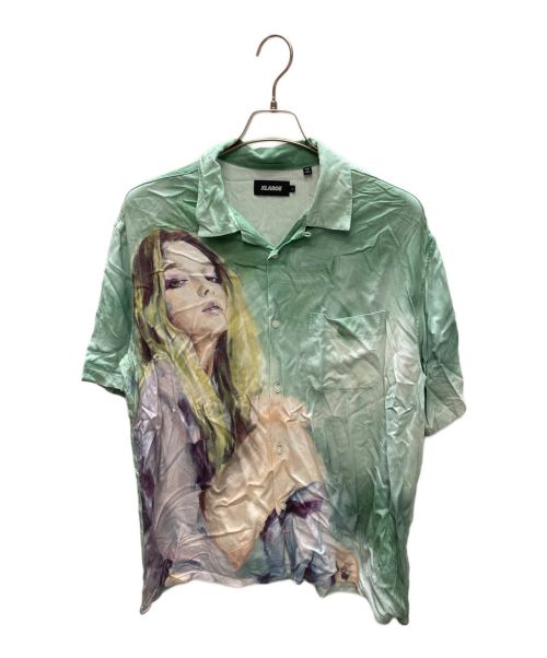 X-LARGE（エクストララージ）X-LARGE (エクストララージ) OIL PAINTING S/S SHIRT GIRL グリーン サイズ:SIZE Lの古着・服飾アイテム