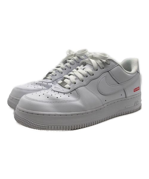 NIKE（ナイキ）NIKE (ナイキ) SUPREME (シュプリーム) AIR FORCE 1 LOW SUPREME ホワイト サイズ:28cm/UK9/EUR44/US10の古着・服飾アイテム