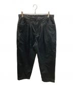 FARAHファーラー）の古着「Two Tuck Wide Tapered Pants」｜ブラック