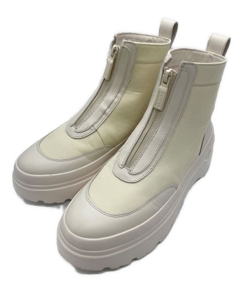 HUNTER（ハンター）HUNTER (ハンター) EXPLORER ANKLE ZIP FLATFORM BOOT ホワイト サイズ:US 8の古着・服飾アイテム