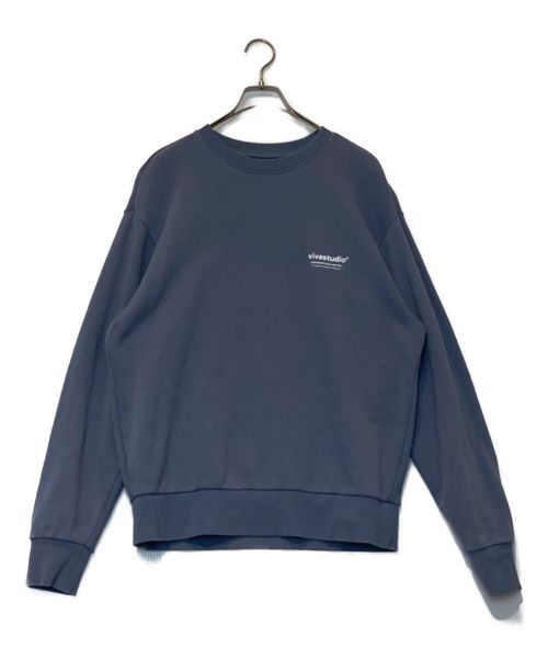 vivastudio（ビバスタジオ）vivastudio (ビバスタジオ) LOCATION LOGO CREWNECK スウェット ブルー サイズ:Mの古着・服飾アイテム