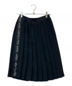 FRED PERRYフレッドペリー）の古着「TAPED PLEATED SKIRT　スカート　E8100」｜ブラック