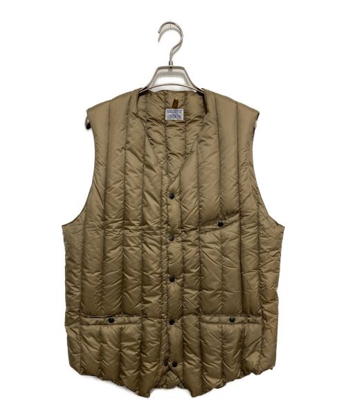 RockyMountainFeatherBed（ロッキーマウンテンフェザーベッド）RockyMountainFeatherBed (ロッキーマウンテンフェザーベッド) SIX MONTH DOWN VEST ベージュ サイズ:SIZE42の古着・服飾アイテム