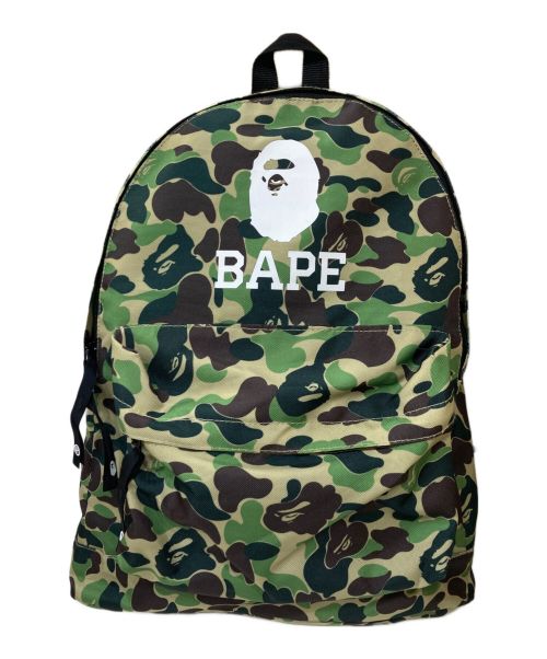 A BATHING APE（アベイシングエイプ）A BATHING APE (アベイシングエイプ) CAMO DAYPACK カーキの古着・服飾アイテム