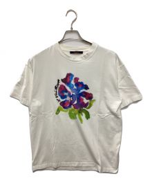 LOUIS VUITTON（ルイ ヴィトン）の古着「フラワープリントTシャツ」｜ホワイト