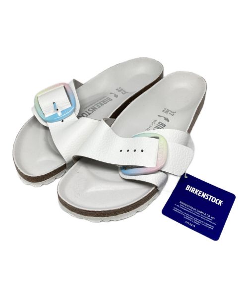 BIRKENSTOCK（ビルケンシュトック）BIRKENSTOCK (ビルケンシュトック) サンダル ホワイト サイズ:24cmの古着・服飾アイテム