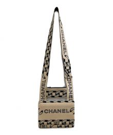 CHANEL（シャネル）の古着「キャンバス＆レザー チェーン柄バッグ」｜ベージュ