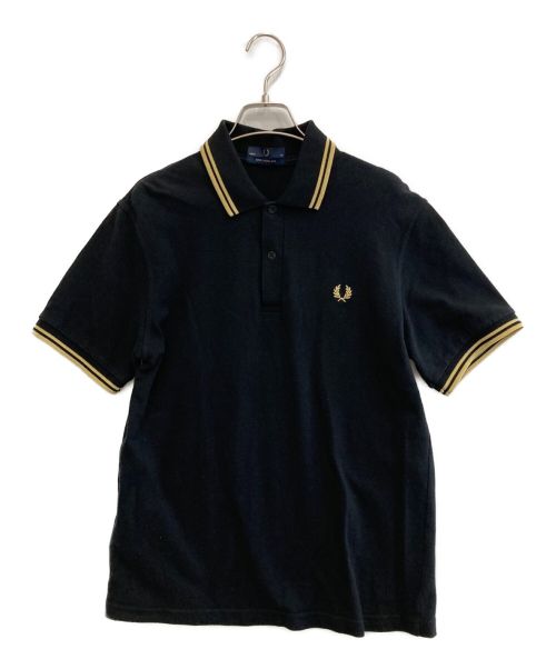 FRED PERRY（フレッドペリー）FRED PERRY (フレッドペリー) ポロシャツ ブラック×ゴールド サイズ:40の古着・服飾アイテム