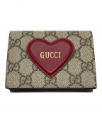 GUCCIグッチ）の古着「GGスプリーム ハートモチーフ付き カードケースウォレット」｜ベージュ