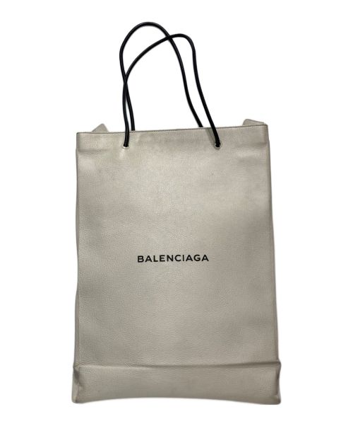 BALENCIAGA（バレンシアガ）BALENCIAGA (バレンシアガ) ノースサウス ショッピングバッグ ホワイトの古着・服飾アイテム