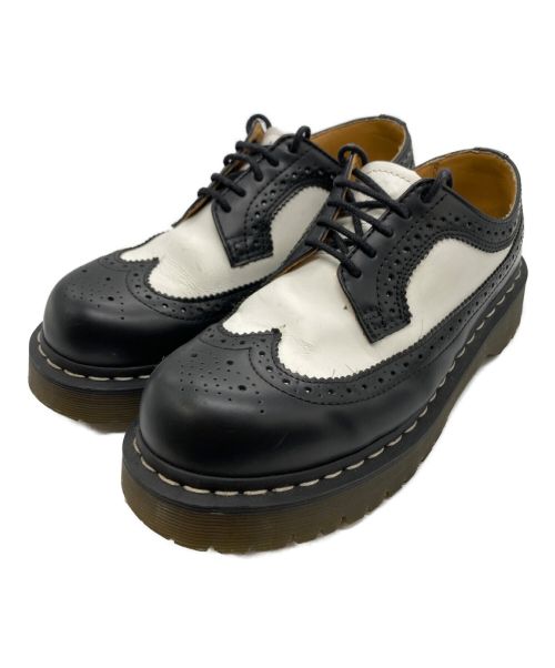 Dr.Martens（ドクターマーチン）Dr.Martens (ドクターマーチン) 3989 BEX ブローグシューズ / コンビウイングチップシューズ ホワイト×ブラック サイズ:24cmの古着・服飾アイテム