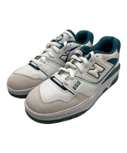 NEW BALANCE（ニューバランス）NEW BALANCE (ニューバランス) ローカットスニーカー ホワイト×グリーン サイズ:23.5cmUS6.5 未使用品の古着・服飾アイテム