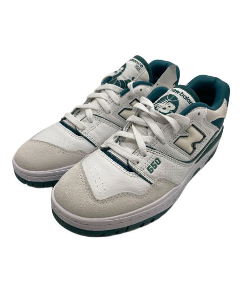 NEW BALANCE（ニューバランス）NEW BALANCE (ニューバランス) ローカットスニーカー ホワイト×グリーン サイズ:26cmUS8 未使用品の古着・服飾アイテム